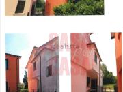 Villetta indipendente in vendita di 150 m² in Via Santi...