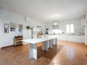 Villetta indipendente in vendita di 150 m² in Via Uccivello