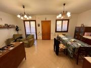 Villetta indipendente in vendita di 152 m² in Via R....