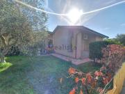 Villetta indipendente in vendita di 155 m² in Via Isola...