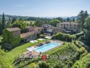 Villetta indipendente in vendita di 1637 m²