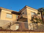 Villetta indipendente in vendita di 170 m² in Via I. Aresca