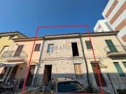 Villetta indipendente in vendita di 175 m² in Via Regina...