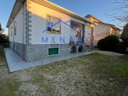 Villetta indipendente in vendita di 176 m² in Via Aldo Diani