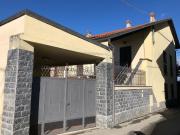 Villetta indipendente in vendita di 176 m² in Via Borgo, 14