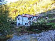 Villetta indipendente in vendita di 178 m² in Via Tuia, 49