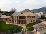 Villetta indipendente in vendita di 180 m² in Località Eggi