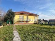 Villetta indipendente in vendita di 180 m² in Via Druento
