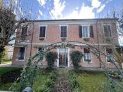 Villetta indipendente in vendita di 180 m² in Via E....