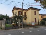 Villetta indipendente in vendita di 180 m² in Via Fossarmato