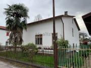 Case e ville in vendita di 180 m² in Via Lago di Garda, 6