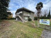 Villetta indipendente in vendita di 180 m² in Via Petrarca