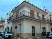 Villetta indipendente in vendita di 180 m² in Via regina...
