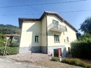 Villetta indipendente in vendita di 190 m² in Via Reno