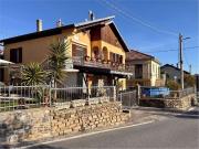 Villetta indipendente in vendita di 193 m² in Via...