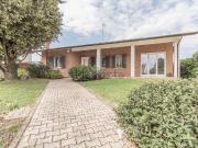 Villetta indipendente in vendita di 198 m² in Via Enzo...