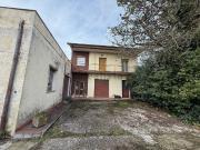 Villetta indipendente in vendita di 200 m² in Via A....