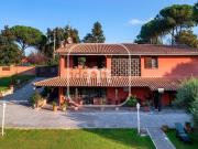 Villetta indipendente in vendita di 200 m² in Via Colle...