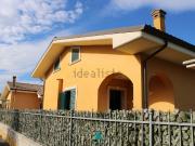 Villetta indipendente in vendita di 200 m² in Via Colle...