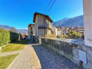 Villetta indipendente in vendita di 200 m² in Via de Tollen