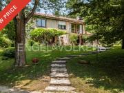 Villetta indipendente in vendita di 200 m² in Via dei colli
