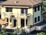 Villetta indipendente in vendita di 200 m² in Via pippo