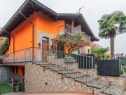 Villetta indipendente in vendita di 200 m² in Via Sandro...