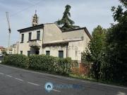 Villetta indipendente in vendita di 200 m² in Via Tirana