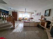 Villetta indipendente in vendita di 200 m² in Via Tortaia