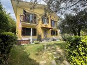 Villetta indipendente in vendita di 210 m²