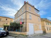Villetta indipendente in vendita di 210 m² in Borgo...