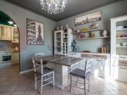 Villetta indipendente in vendita di 214 m² in Via A. Manzoni