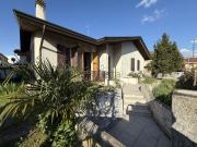 Villetta indipendente in vendita di 215 m²