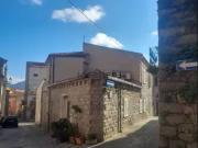 Villetta indipendente in vendita di 215 m² in Via Nino...