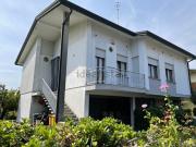 Villetta indipendente in vendita di 215 m² in Via Paolo Nani