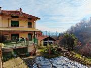 Villetta indipendente in vendita di 217 m² in Frazione Oro