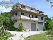 Villetta indipendente in vendita di 225 m² in Contrada...