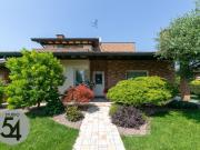 Villetta indipendente in vendita di 225 m² in Via Leon...