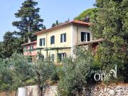 Villetta indipendente in vendita di 225 m² in Via...