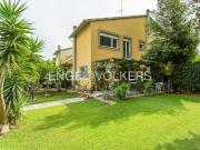 Villetta indipendente in vendita di 226 m² in Viale...