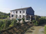 Villetta indipendente in vendita di 230 m² in Via Bonzanini