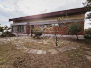 Villetta indipendente in vendita di 230 m² in Via della Gora