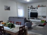 Villetta indipendente in vendita di 230 m² in Via Fiorentina