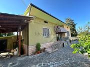 Villetta indipendente in vendita di 230 m² in Via India