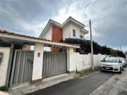 Villetta indipendente in vendita di 230 m² in Via Varese