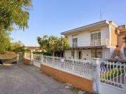 Villetta indipendente in vendita di 238 m² in Via Simeto, 30