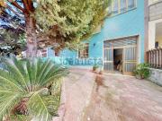 Villetta indipendente in vendita di 239 m² in Via Rudiae, 18