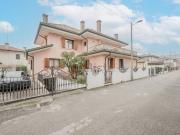 Villetta indipendente in vendita di 240 m² in Via Plinio, 10