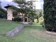 Villetta indipendente in vendita di 240 m² in Via Pratomagno