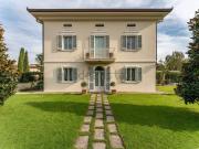 Villetta indipendente in vendita di 240 m² in Via Tofori